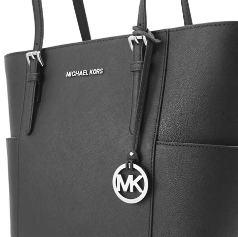 michael kors tasche jet set schwarz|Jet Set Travel Extra.